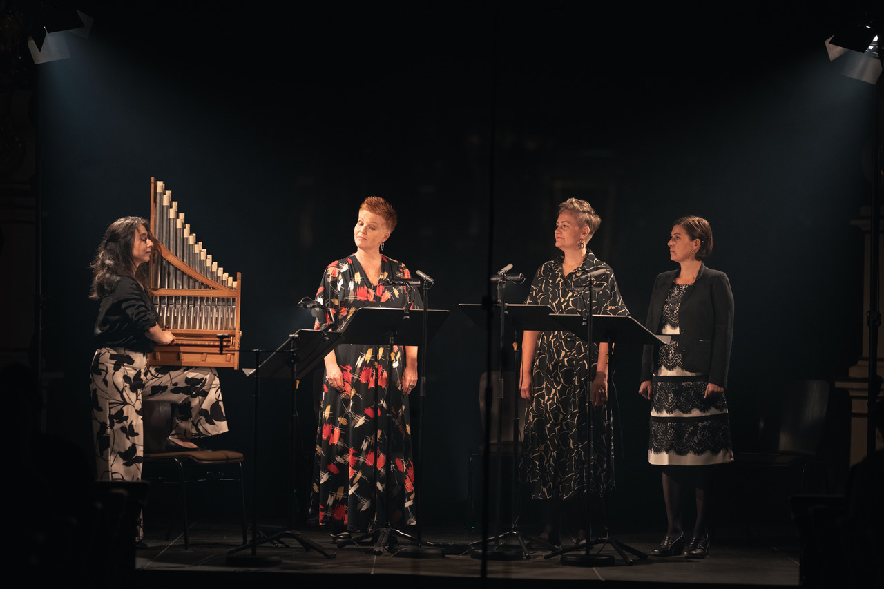 Beyond Baroque III: Trio Mediaeval & Catalina Vicens